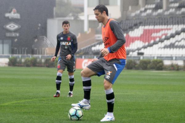 Anderson Martins ainda não tem retorno confirmado