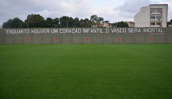 Campo Anexo após a reforma promovida pela atual administração