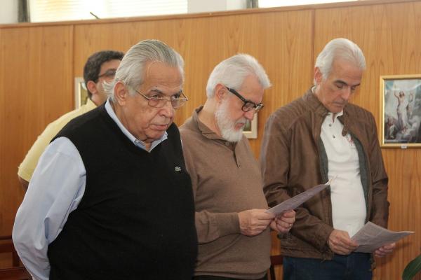 Presidente Eurico Miranda ao lado do 2º vice-presidente Silvio Godoí e do vice-presidente de finanças Marcos Pereira de Carvalho