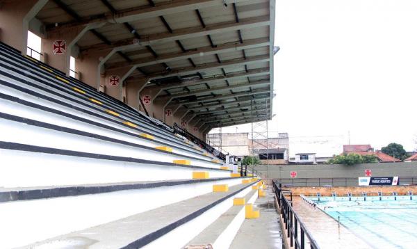 Obras seguem a todo vapor para a entrega das arquibancadas