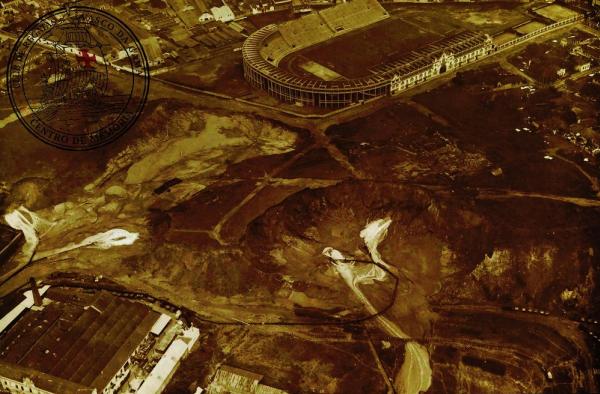 Imagem aérea mostra região da Barreira do Vasco ainda inabitada: casas populares foram construídas no governo de Getúlio