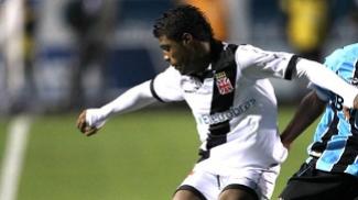 Auremir durante partida contra o Grêmio