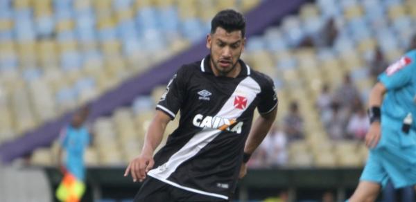 Andrés Rios fez sua estreia como titular do Vasco no clássico com o Flu e foi bem