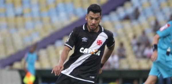 Andrés Rios fez sua estreia como titular do Vasco no clássico com o Flu e foi bem