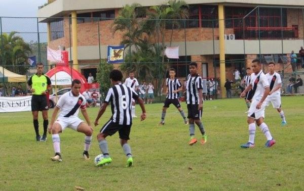 Meninos da Colina superaram o Alvinegro no CFZ