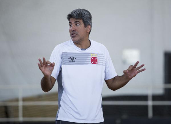 André Barbosa durante treinamento