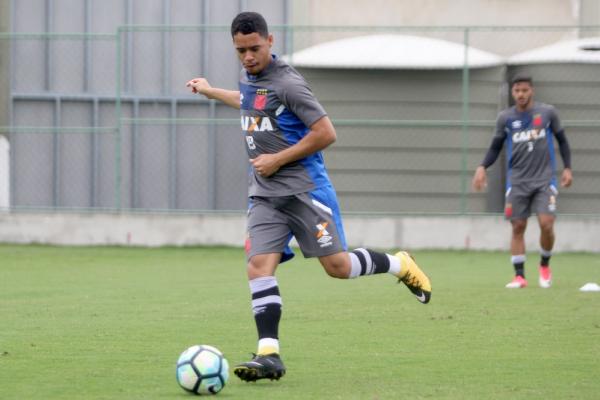 Yago Pikachu no treino do Vasco desta sexta-feira em São Januário