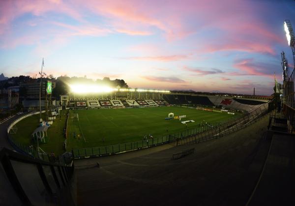 São Januário vazio para o jogo entre Vasco e Grêmio