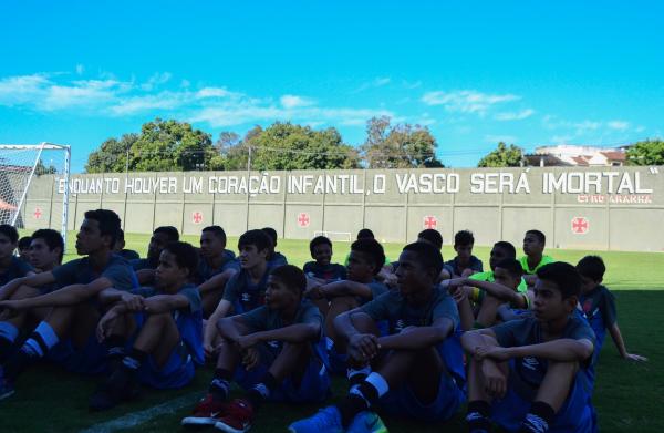 Atividade foi realizada no campo anexo de São Januário
