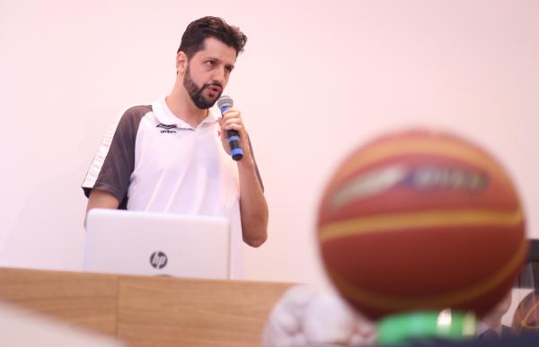 Giovannoni atuou como mestre de cerimônias do evento