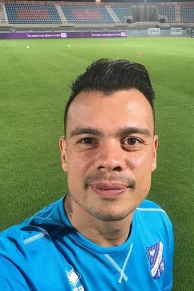 Bernardo já treina no novo clube