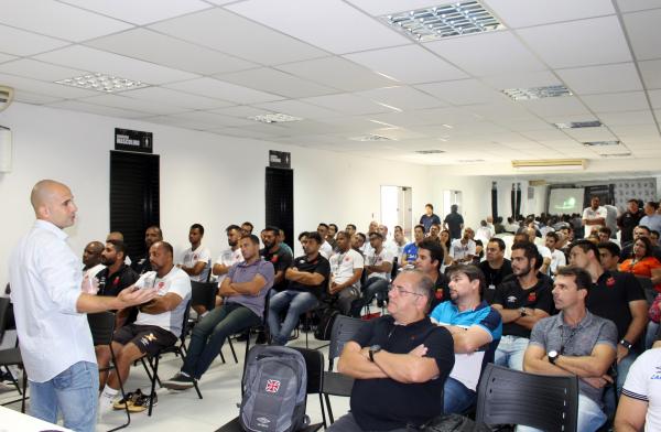 Seminário de Capacitação Curricular foi prestigiado por profissionais da base