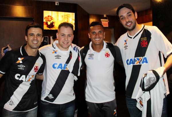 Ramon atendeu aos sócios-torcedores em Florianopólis