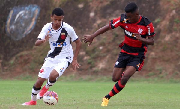 Riquelme será uma das armas do sub-15 contra o Flamengo