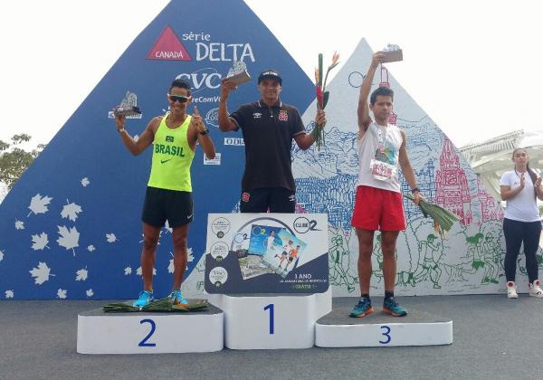 Ginaldo de Freitas no pódio da etapa Canadá