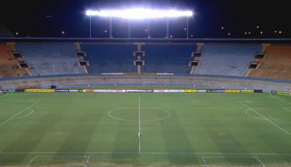 Atlético-GO e Vasco se enfrentam no Serra Dourada