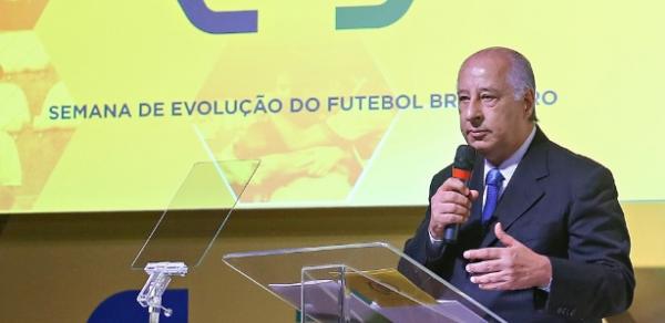 Presidente da CBF, Marco Polo Del Nero discursa em evento na sede da entidade