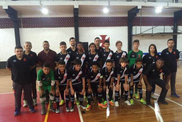Sub-13 aplicou uma sonora goleada na AABB