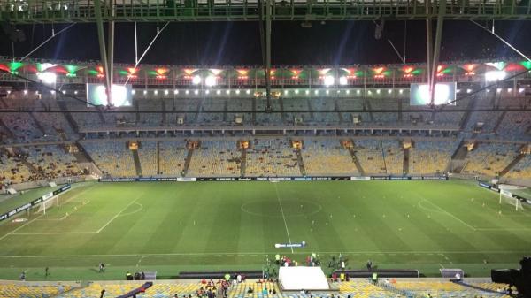 Fluminense e Flamengo levaram pouco mais de 30 mil pessoas ao Maracanã nessa quarta. Expectativa de público para sábado é baixa