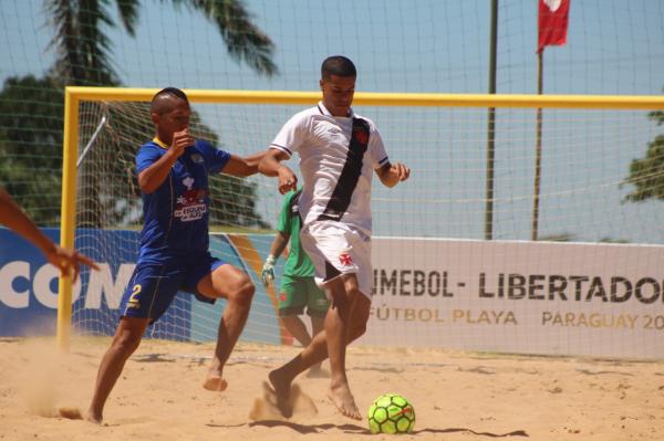 Antônio Bernardo voltou a balançar as redes na Libertadores
