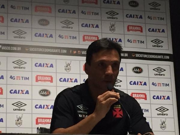 Zé Ricardo em coletiva após derrota do Vasco