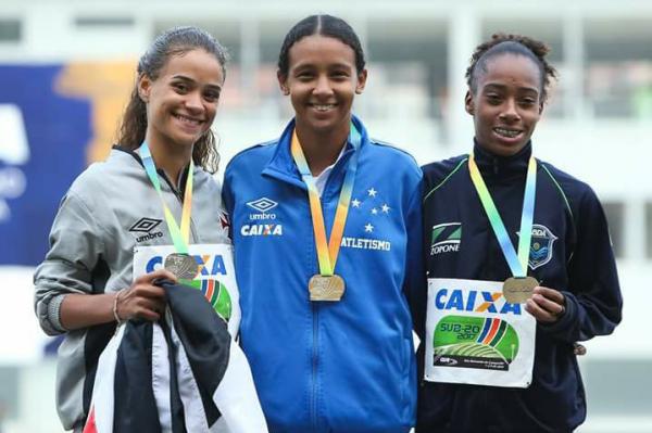 Emelly Nicole foi prata no Brasileiro Sub-20