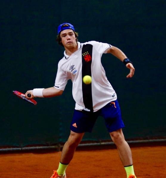 João Gabriel Vellozo em ação no Campeonato Brasileiro