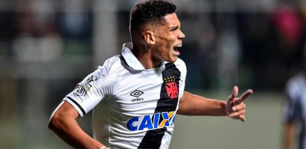 Paulinho é o mais jovem a fazer gols pelo Vasco na história