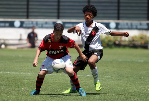 Igor teve mais uma boa atuação pelo Almirante
