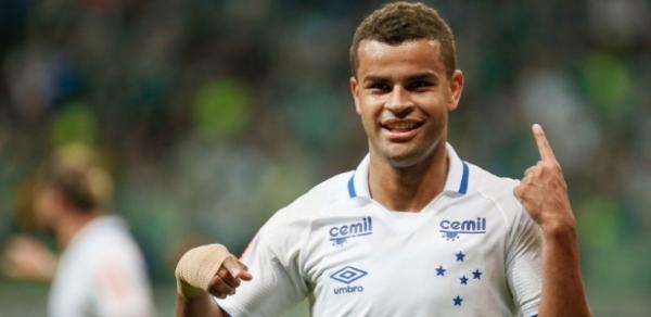Hoje em alta no Cruzeiro, atacante chegou a ser emprestado para o Vasco