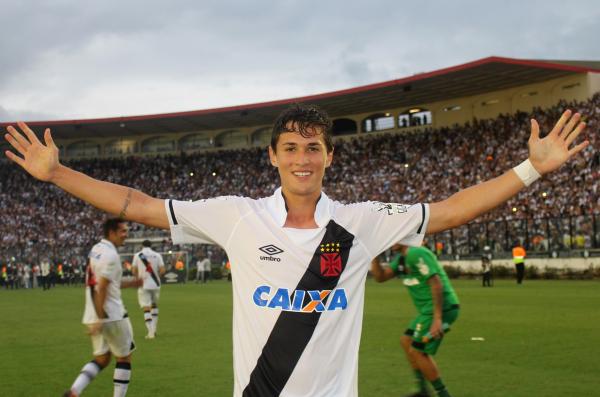 Mateus Vital tem uma longa relação com o Vasco