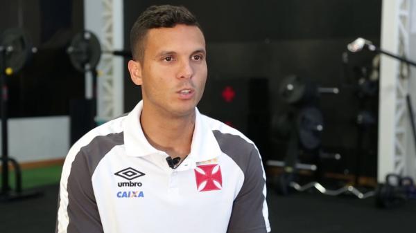 Vasco anuncia Ramon como novo reforço (29/06)