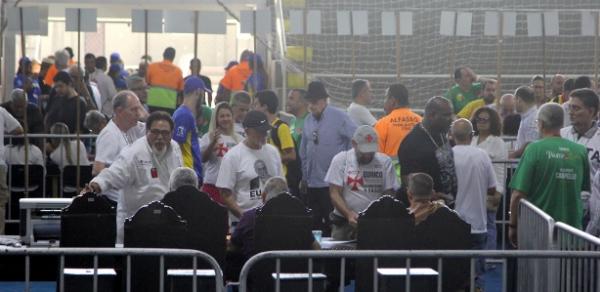 Eleição do Vasco tem novos indícios de irregularidades e está longe de uma decisão final