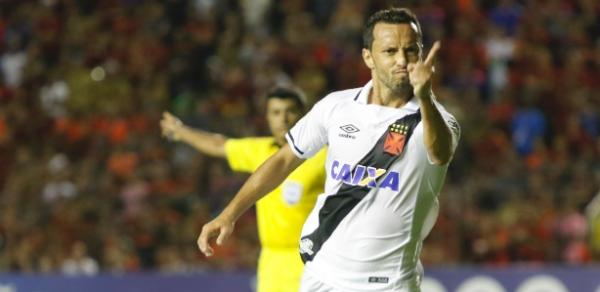 Onde jogará em 2018? Nenê quer ficar no Vasco, mas tem dinheiro a receber do clube