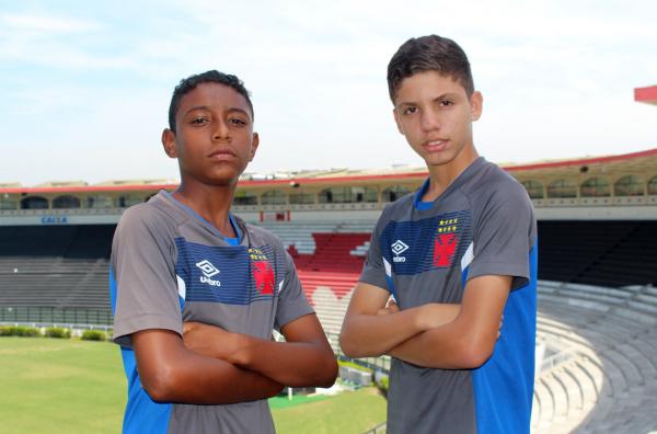 Lyncon e Kayque são companheiros de zaga desde 2016