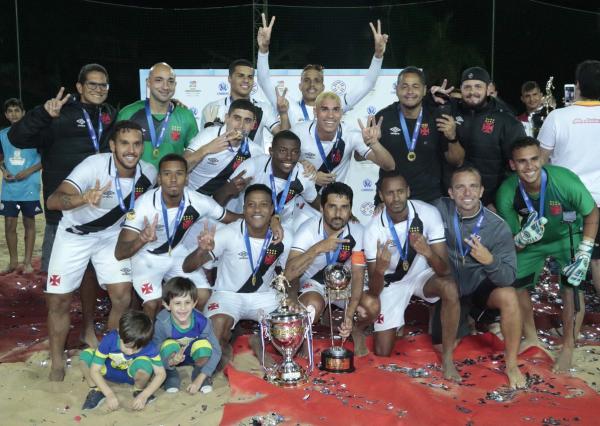 O Vasco foi bicampeão da Libertadores em 2017: um titulo em janeiro e outro em novembro