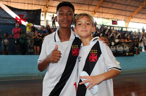 Rayan e Kauã Velon comandaram vitória vascaína