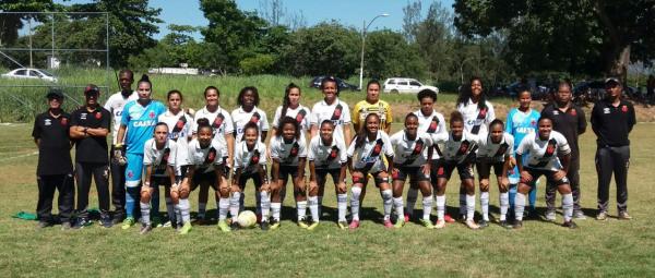 Elenco e comissão técnica do Vasco campeão da I Copa Lifferj