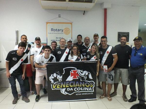 Alguns membros da Venecianos da Colina participaram de uma campanha de doação de sangue, em Nova Venécia