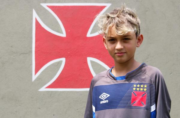 Atacante destaca motivação em fazer história no Vasco