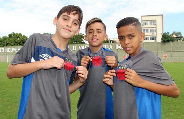 Jorginho, Johnny e Léo completam sistema defensivo do sub-10