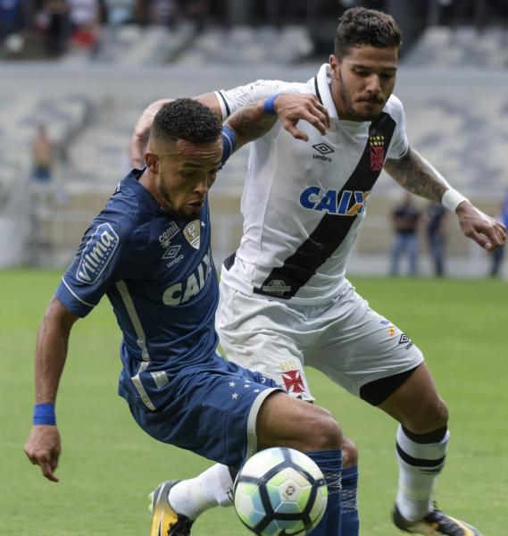 Rafinha atuou contra o Vasco