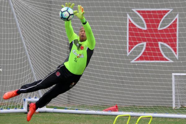 Lucão disputou a Copa do Mundo sub-17