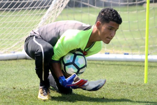 Alexandre, goleiro do juvenil