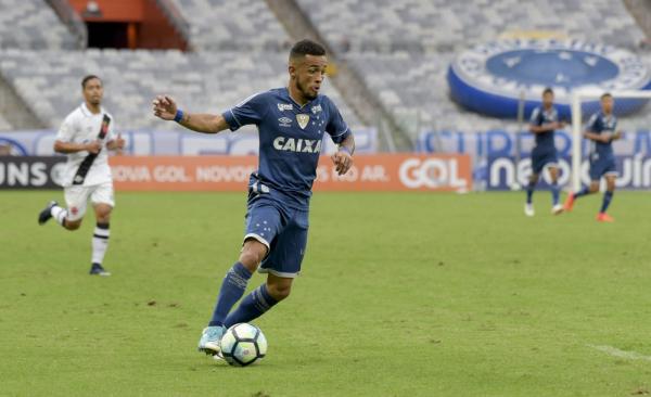 Rafinha está na mira do Vasco para a próxima temporada