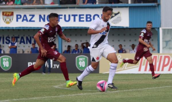 Camisa 11 em ação na estreia do Vasco na Copinha