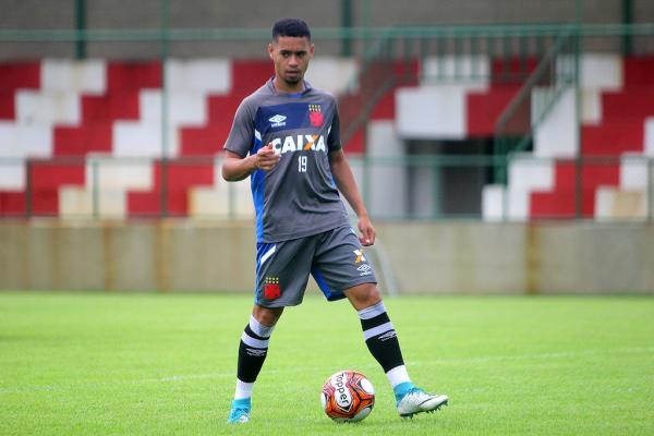  Yago Pikachu durante as atividades desta segunda-feira