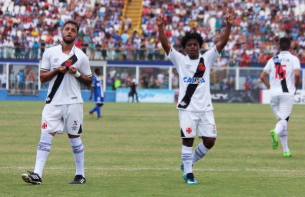 Hugo Borges e Robinho, dos Juniores do Vasco