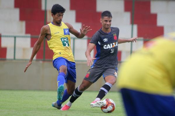 Meia teve atuação de gala no jogo-treino contra o São Mateus
