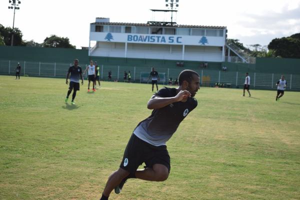 Júlio César vai defender o Boavista no Carioca